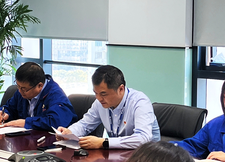 2月11日【黨工團(tuán)】黨建引領(lǐng)譜新篇-凝心聚力開門紅——德銀租賃黨支部召開2021年度組織生活會-3.png